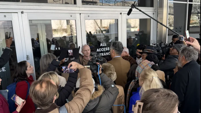 DOGE physically blocks Democratic lawmakers from four federal agencies this week